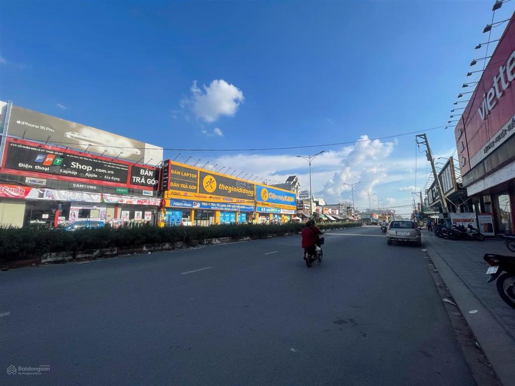 Chính chủ gửi bán góc 3 mặt tiền kinh doanh n9  thuận giao