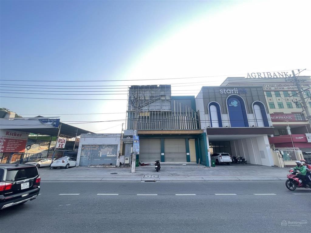 Mặt bằng ql13  đối diện becamex tower