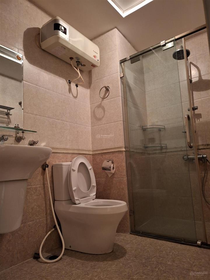 Cấn bán căn góc chung cư 160m2, 4 ngủ, nhà mới đẹp tại kđt ct6 văn khê, hà đông