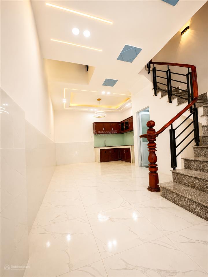 Nhà 1 trệt 1 lầu giá rẻ tại đường gò hưu giáp hóc môn giá 1tỷ100