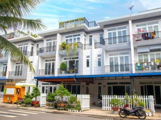Bán nhà 1 trệt 2 lầu dt 5x20, giá đầu tư kế bên vinhomes hóc môn 2ty780