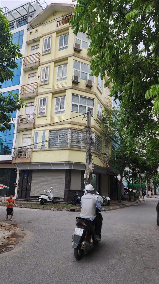 Cho thuê văn phòng 30m2 + full nội thất + để ô tô miễn phí giá 3,5 triệu 1 tháng