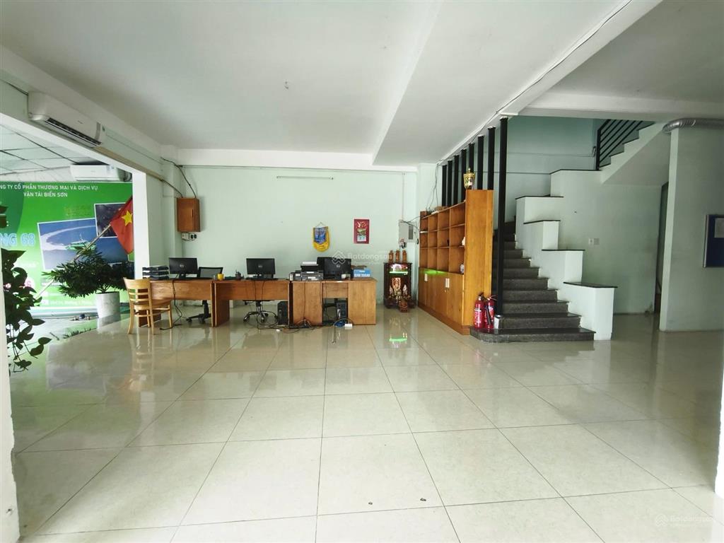 Cho thuê mbkd góc đường 3/2 và nguyễn hùng sơn, phường vĩnh thanh vân cũ, rg, kg.