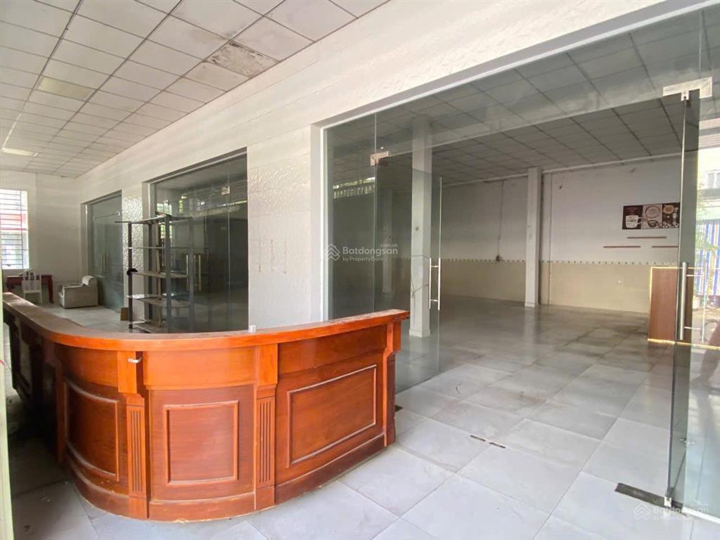 Cho thuê căn góc đường phạm hùng và tạ quang bửu, phường an hòa cũ, rạch giá, kiên giang