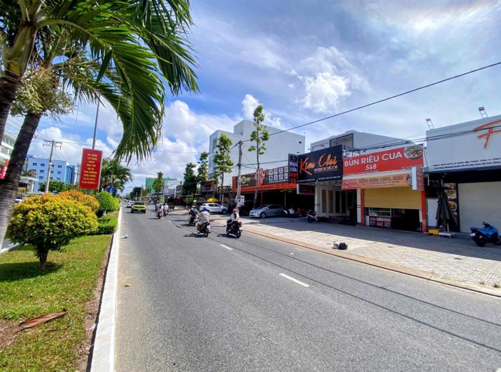 Cho thuê 4 căn liền mặt tiền đường 3/2 (gần quảng trường trần quang khải), phường an hòa cũ, rg, kg