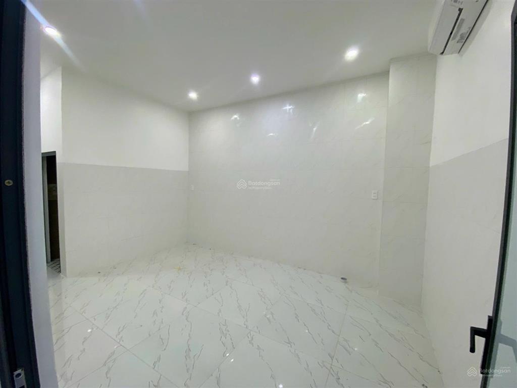 Cho thuê nhà mới mặt tiền đường 3/2, phường vĩnh lạc cũ, rạch giá, kiên giang