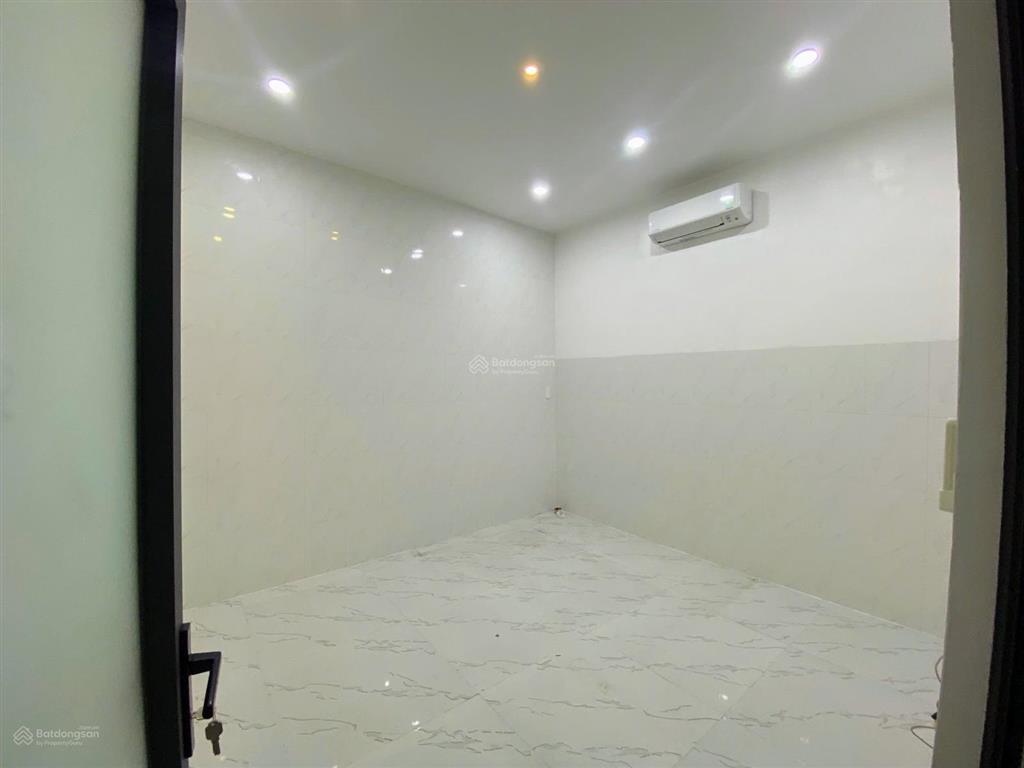 Cho thuê nhà mới mặt tiền đường 3/2, phường vĩnh lạc cũ, rạch giá, kiên giang