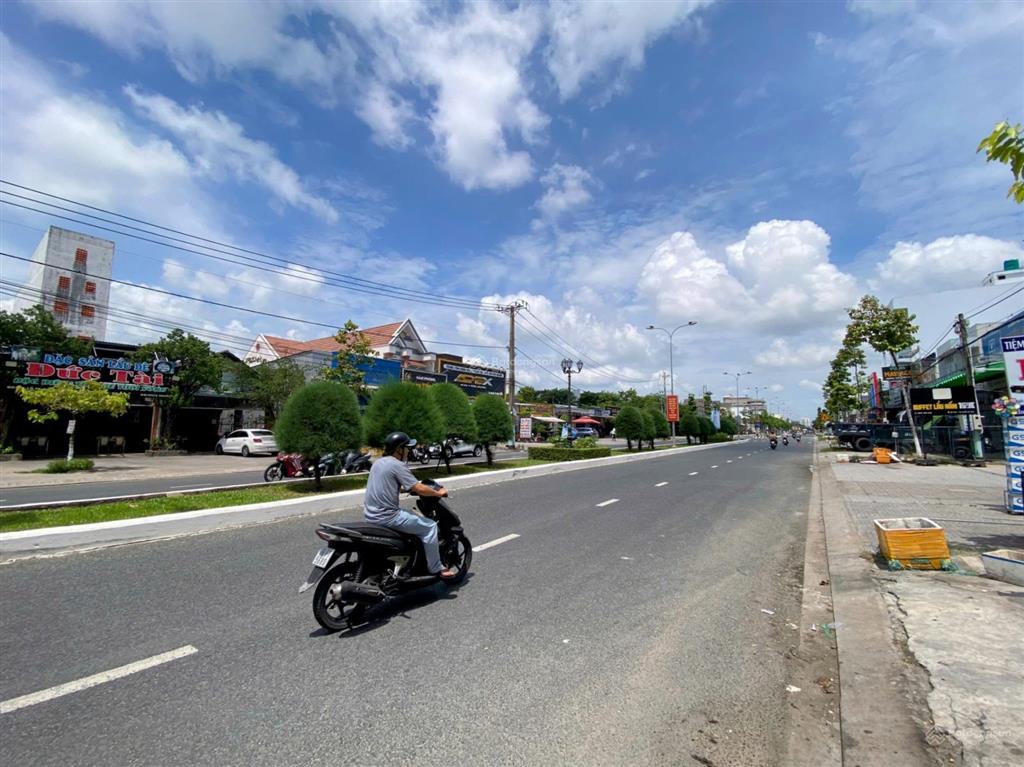 Cho thuê nhà mới mặt tiền đường 3/2, phường vĩnh lạc cũ, rạch giá, kiên giang