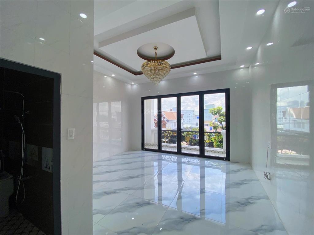 Cho thuê nhà mới mặt tiền đường 3/2, phường vĩnh lạc cũ, rạch giá, kiên giang