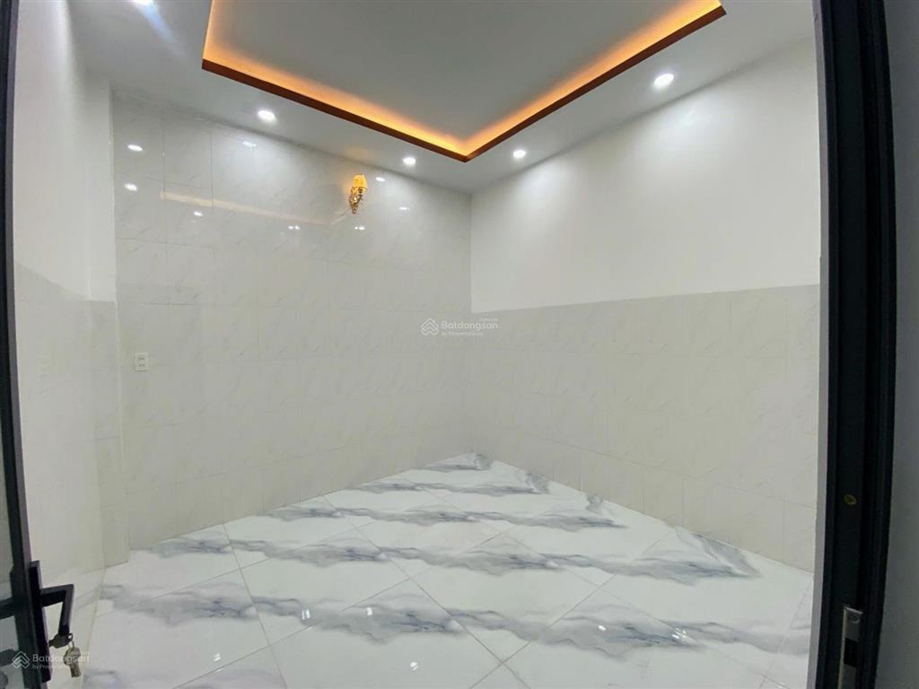 Cho thuê nhà mới mặt tiền đường 3/2, phường vĩnh lạc cũ, rạch giá, kiên giang