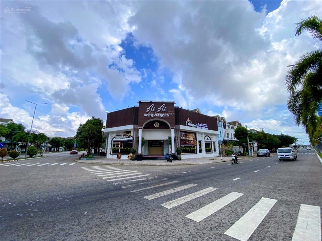 Cho thuê mbkd góc 3 mặt tiền đường 3/2, rạch giá, kiên giang
