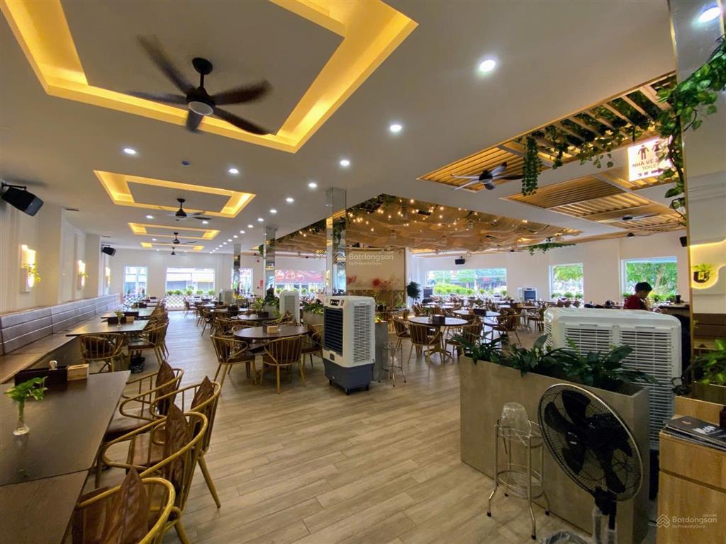 Cho thuê mbkd góc 3 mặt tiền đường 3/2, rạch giá, kiên giang