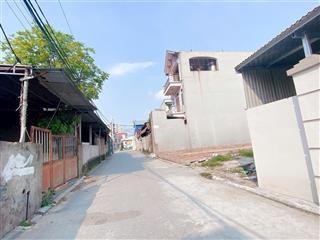 Bán đất tại lỗ giao việt hùng đông anh. diện tích 76.9m2. đường 2 ô tô tránh