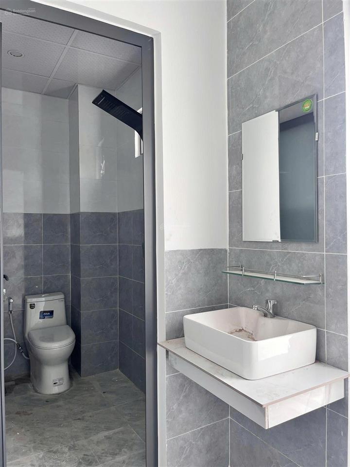 Chính chủ em bán nhà 80m2, đường 8m dọn vào ở ngay, chỉ hơn 1 tỉ, tại tân triều, đồng nai