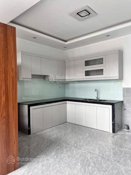 Chính chủ em bán nhà 80m2, đường 8m dọn vào ở ngay, chỉ hơn 1 tỉ, tại tân triều, đồng nai
