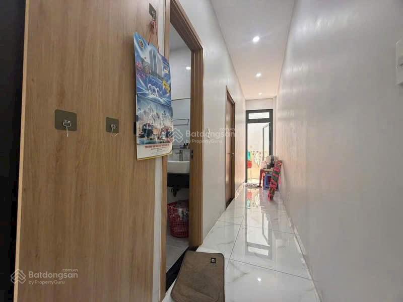 Bán nhà 3 tầng ngay man thiện chỉ 5,7 tỷ