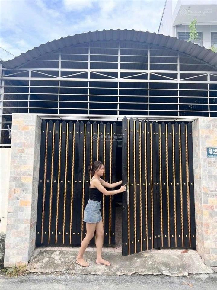 Bán nhà mt 124m² chỉ 8,69 tỷ kế lê văn việt