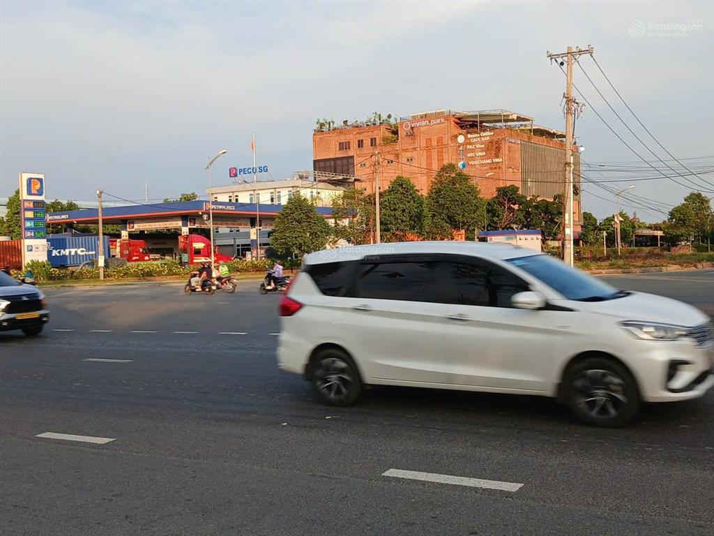 Giảm sốc 300 triệu  156m² đất mặt tiền bưng ông thoàn, sát global city