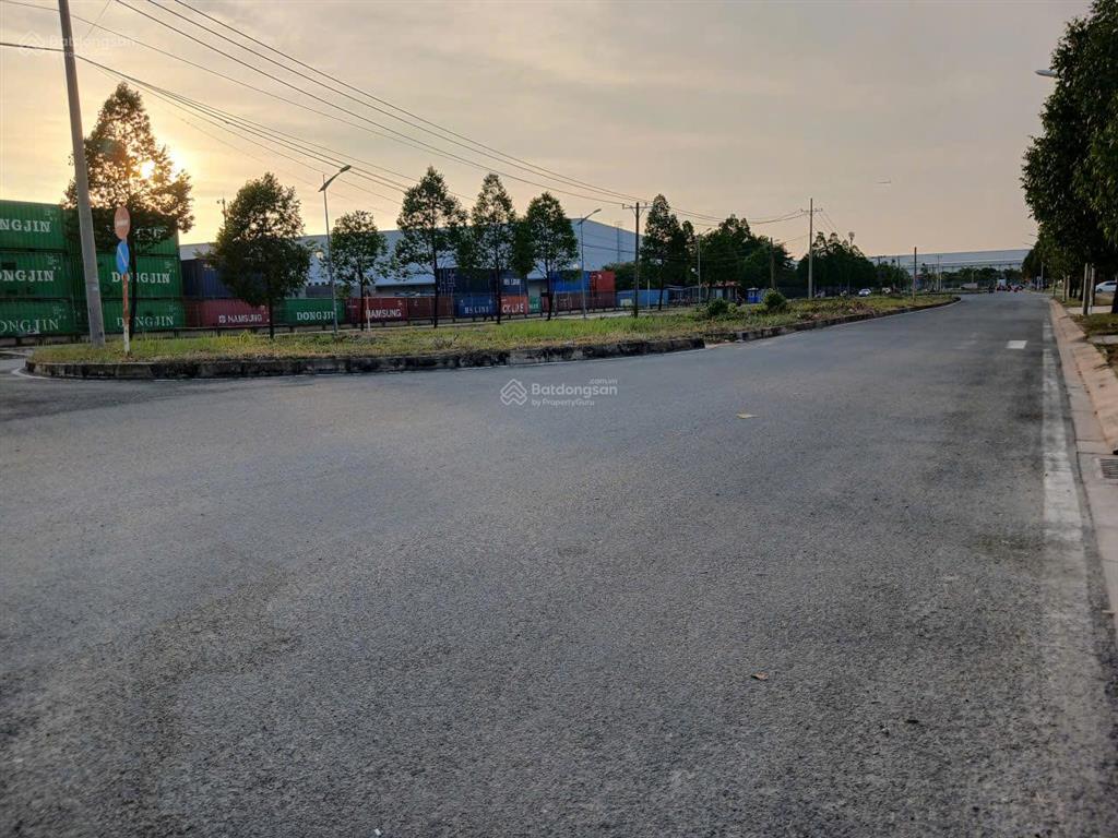 Hiếm có 156m2 mặt tiền bưng ông thoàn, sát global city  giảm 300 triệu