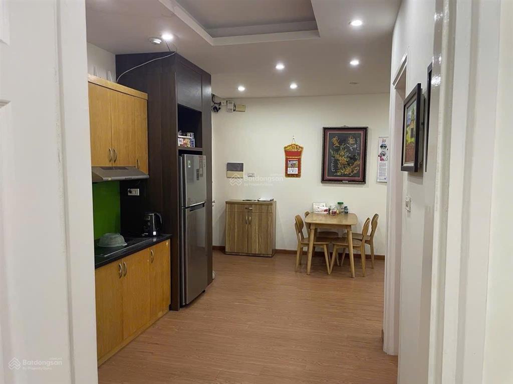 Chính chủ nhà tên an. 0866 714 ***. không qua trung gian bán chung cư 2 ngủ ct12 văn phú 63m2