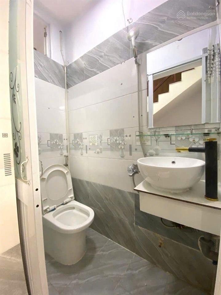 Bán nhà bến vân đồn quận 4  4 tầng  30m2  3 tỷ nhỉnh  nhà mới ở ngay