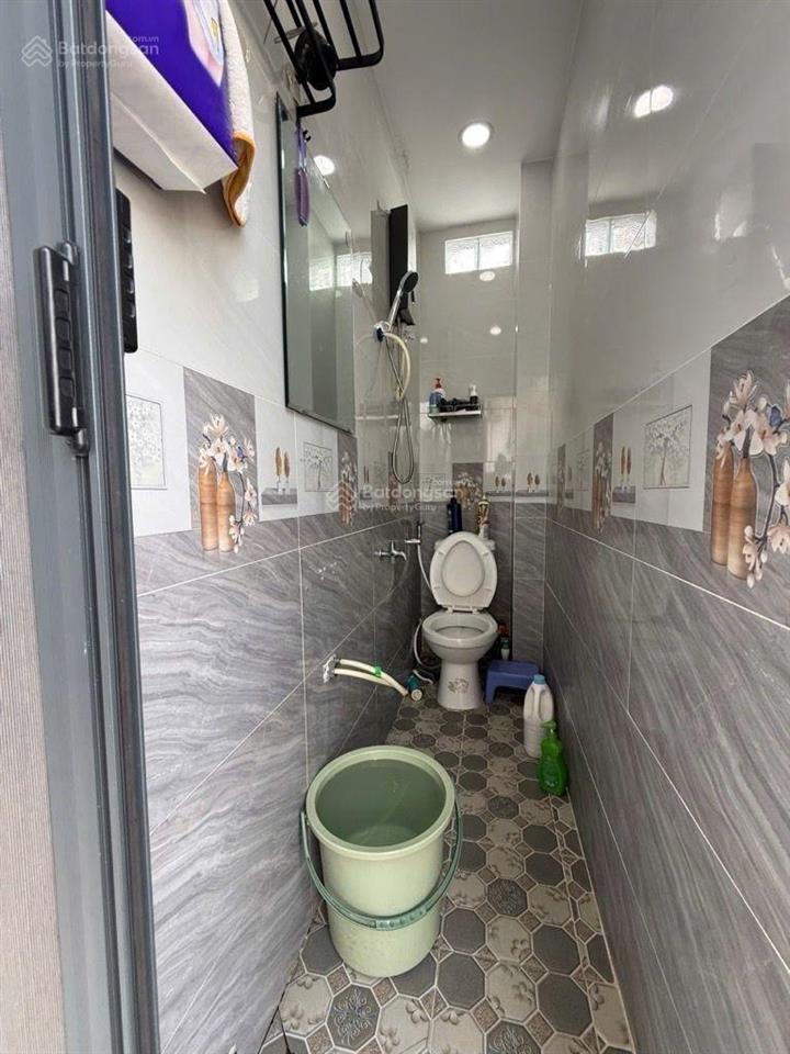 Bán nhà bến vân đồn quận 4  32m2  bề ngang 4m  chỉ 3 tỷ nhỉnh  nhà sạch đẹp ở ngay