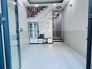 Bán nhà đoàn văn bơ quận 4  2 tầng  24m2  2 tỷ nhỉnh  nhà mới dọn vào ở ngay