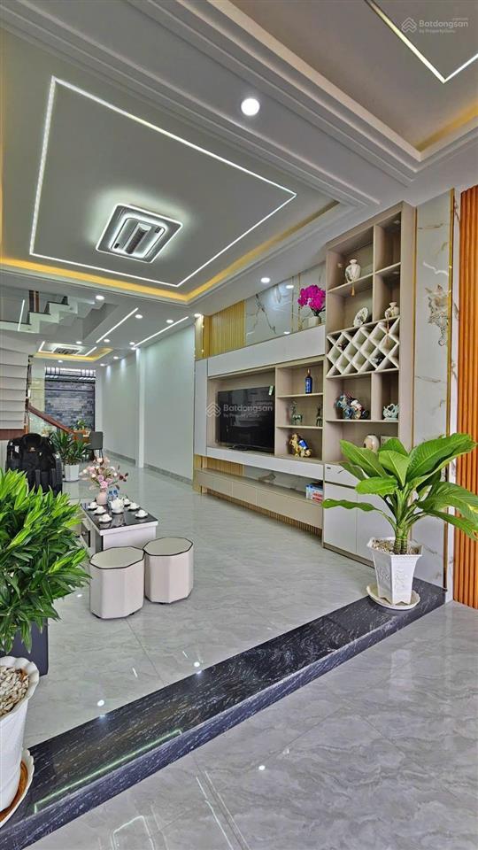 Nhà phố 3 tầng lầu siêu đẹp, sổ hoàn công. full nội thất, 71m tại phú hồng thịnh 8