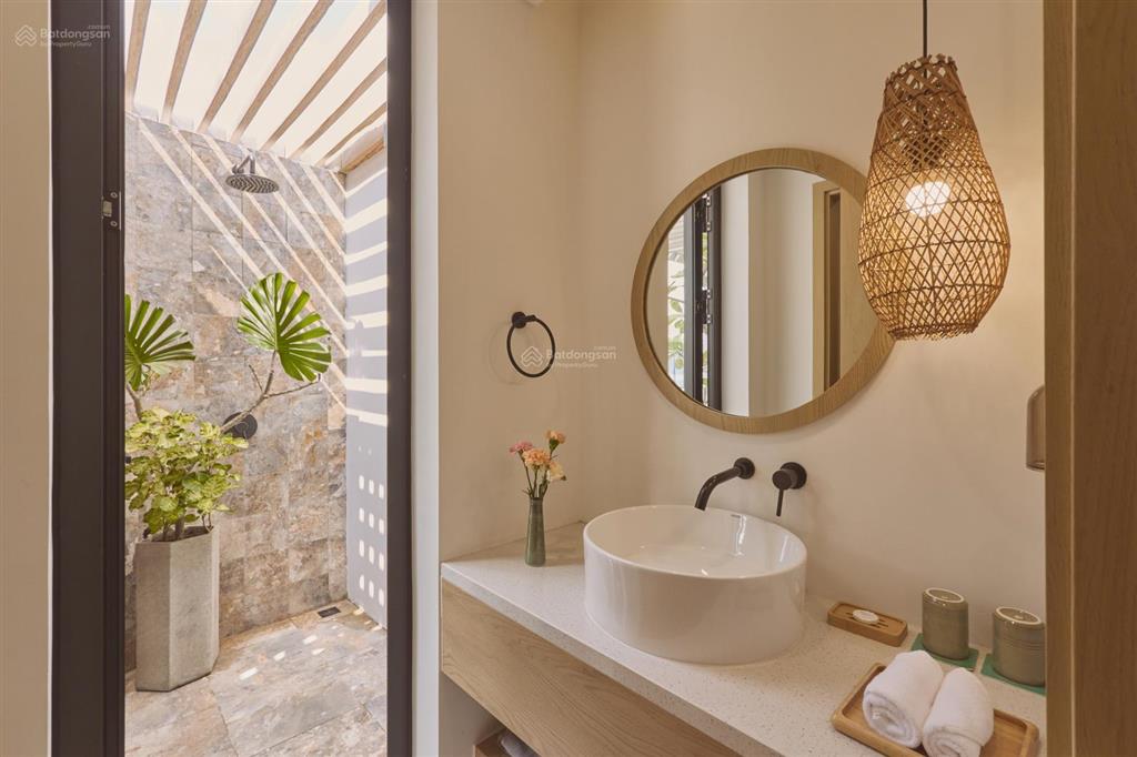 Bán biệt thự mặt biển bãi trường, cạnh novotel phú quốc chỉ từ 5,5 tỷ, full nt 4 sao