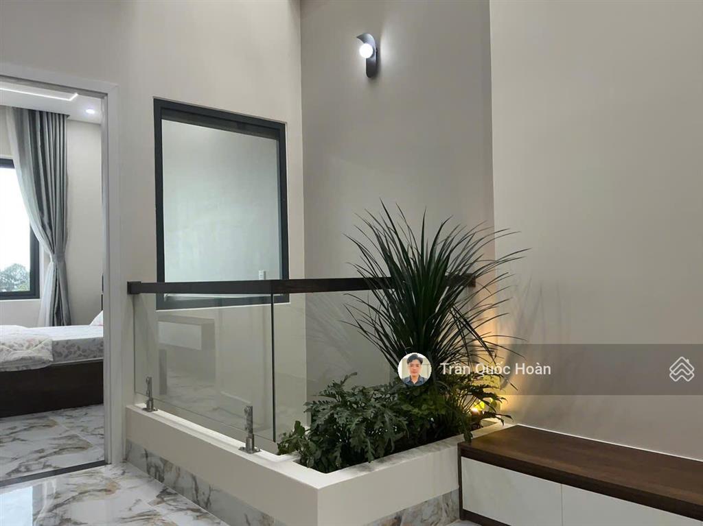 Bán nhà 1 trệt 2 lầu1 tum, 4pn5wc, khu tái định cư 10ha vũng tàu, 79,2m2 giá 9,999 tỷ