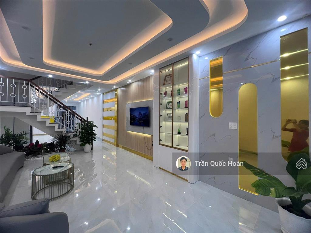 Bán nhà mặt tiền nguyễn thiện thuật p. thắng nhất vũng tàu, 100m² thổ cư giá 9,99 tỷ