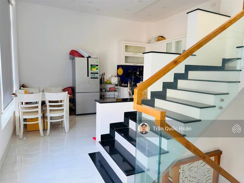 Bán nhà 1 trệt 2 lầu, hẻm ô tô phạm hồng thái p.7 vũng tàu, 47m2 ngang 8,9m giá 5,7 tỷ