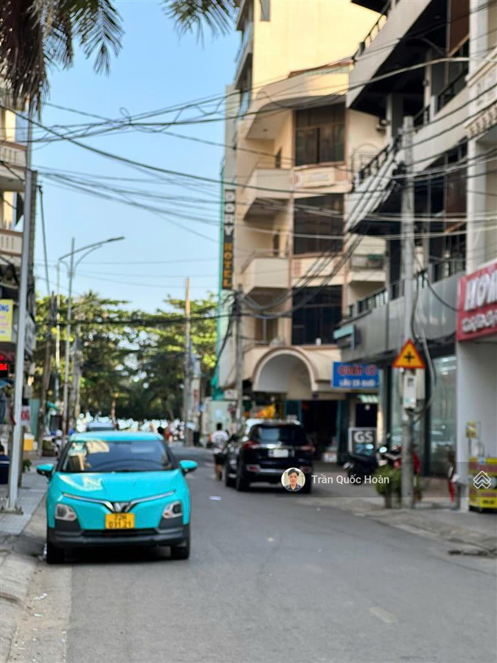 Bán biệt thự 1 trệt 2 lầu mt phan văn trị, p. thắng tam, vũng tàu, 184m2 ngang 8,2m, giá 50 tỉ