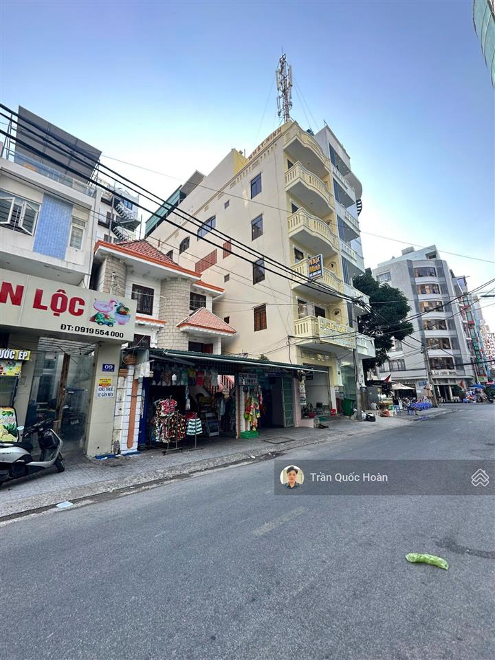 Bán biệt thự 1 trệt 2 lầu mt phan văn trị, p. thắng tam, vũng tàu, 184m2 ngang 8,2m, giá 50 tỉ