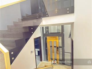 Bán nhà hẻm oto tránh, hoàng hoa thám p2 vũng tàu, 1 trệt 3 lầu thang máy, 68,9m2, giá 11,999 tỉ