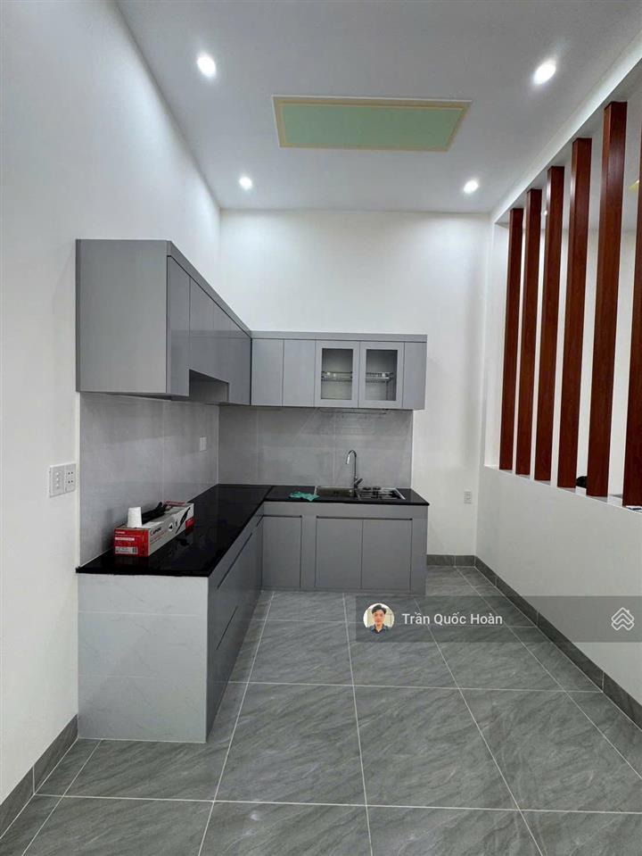 Bán nhà cấp 4 hẻm 30/4 p rạch dừa vũng tàu, 120m2 có sân ô tô, giá 4,7 tỷ