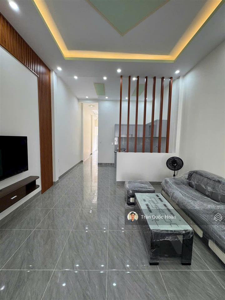 Bán nhà cấp 4 hẻm 30/4 p rạch dừa vũng tàu, 120m2 có sân ô tô, giá 4,7 tỷ