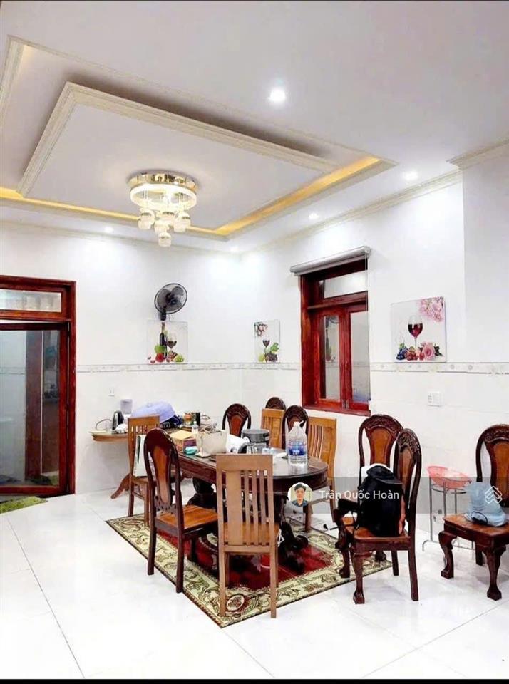 Bán biệt thự hùng vương hòa long bà rịa, 1 trệt 3 lầu 200m2, giá 6,8 tỷ