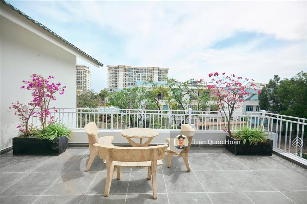 Cho thuê villa hồ bơi long cung vũng tàu, 6pn 9 giường, sức chứa 30 khách, giá 50 triệu/tháng