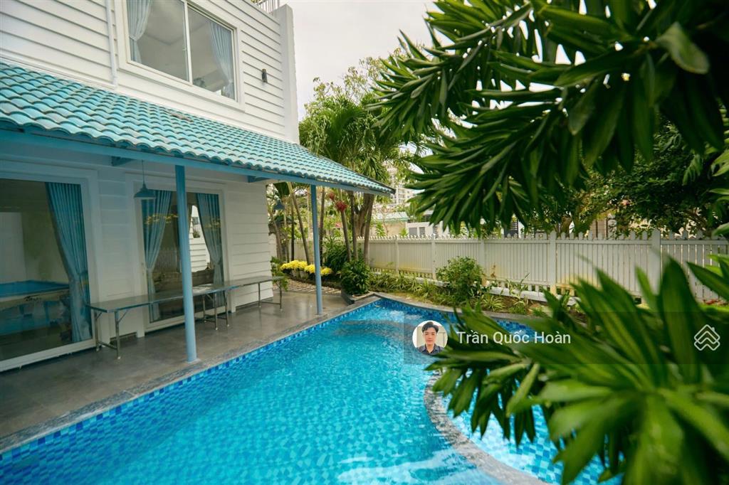 Cho thuê villa hồ bơi long cung vũng tàu, 6pn 9 giường, sức chứa 30 khách, giá 50 triệu/tháng