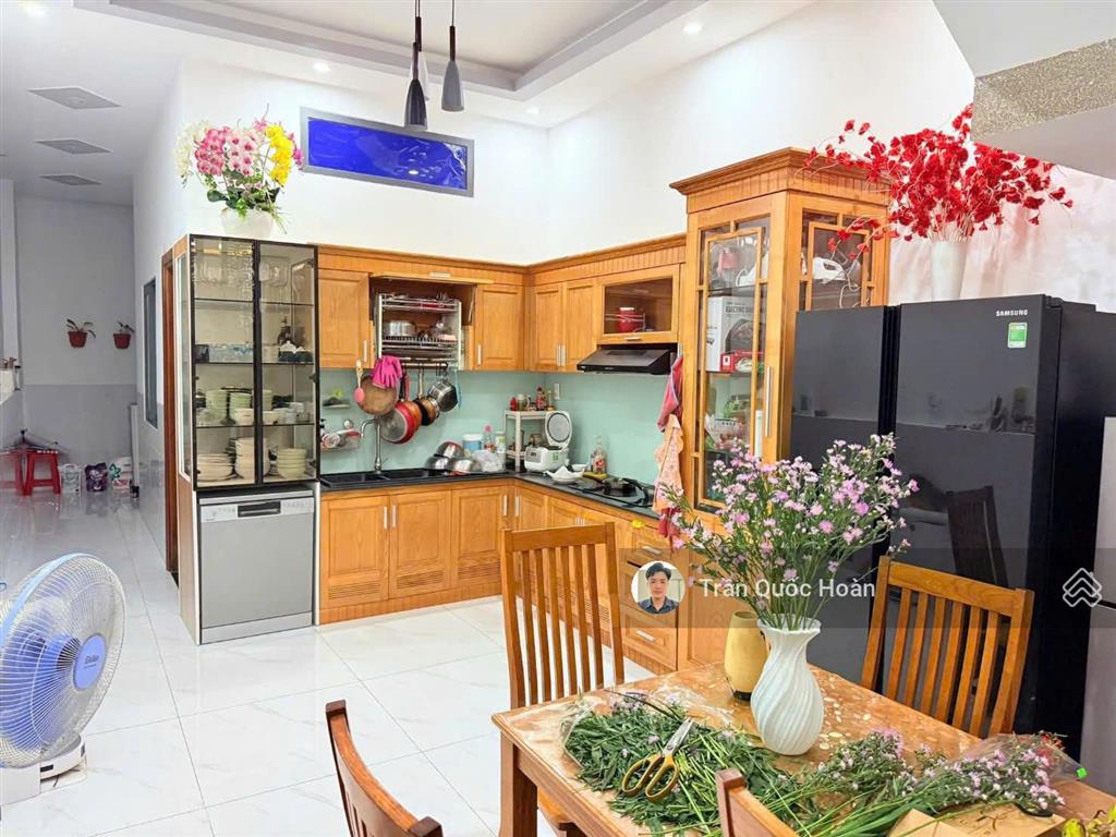 Bán nhà hẻm ô tô đường bình giã, p.8 vũng tàu, gần 100m, 1 trệt 2 lầu, 5 phòng ngủ, giá 7,9 tỷ