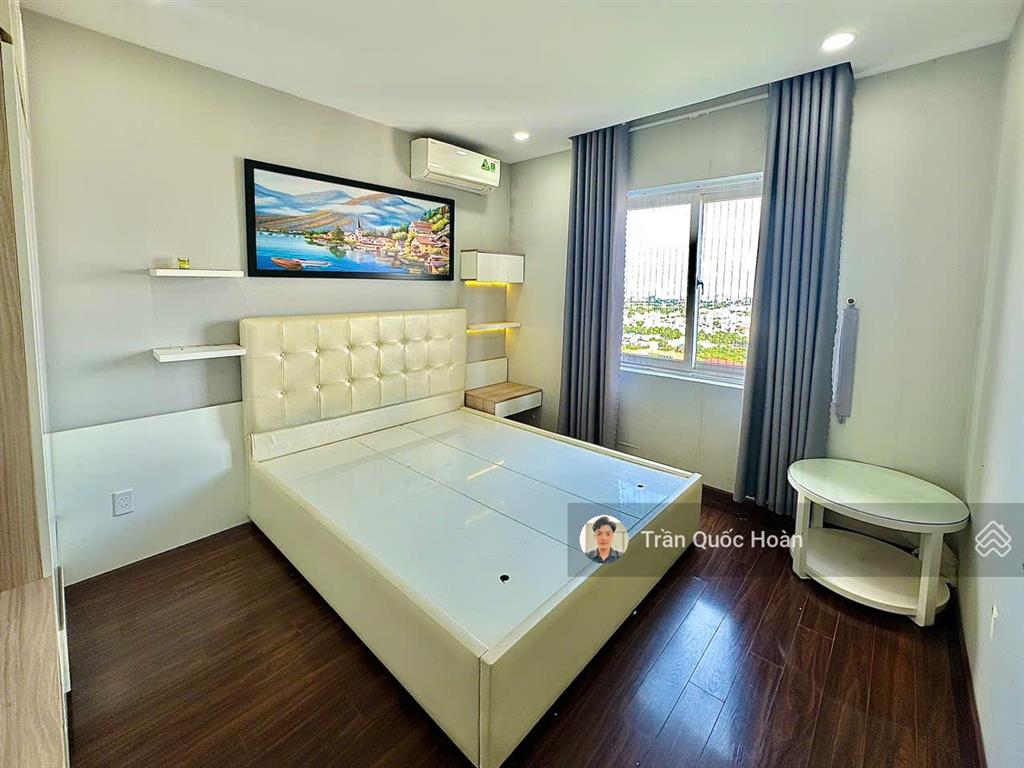Bán căn hộ dic phoenix, view hồ đẹp, 76m, full nội thất, giá 3,4 tỷ