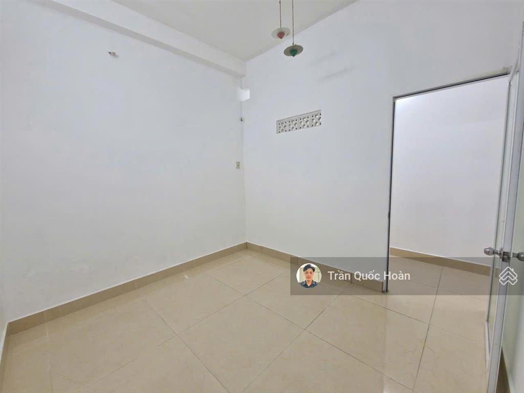 Bán nhà 1 trệt 1 lầu 2 mặt hẻm đường văn cao gần biển bãi sau vũng tàu, 90m2 thổ cư, giá 9,4 tỷ