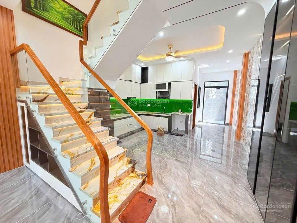 Bán nhà mới đẹp 1 trệt 2 lầu hẻm 40 nguyễn tri phương, 120m, giá 11,9 tỷ