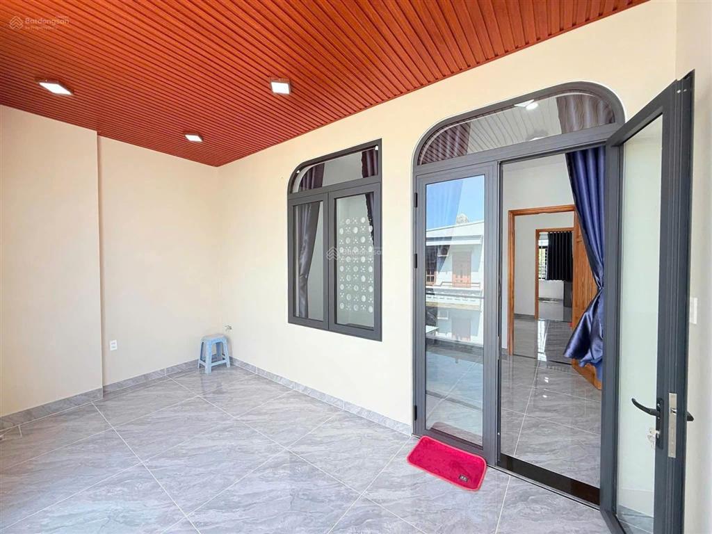 Bán nhà mới đẹp 1 trệt 2 lầu hẻm 40 nguyễn tri phương, 120m, giá 11,9 tỷ