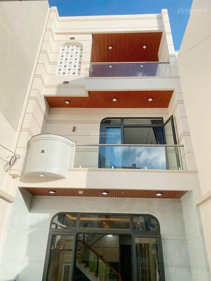 Bán nhà mới đẹp 1 trệt 2 lầu hẻm 40 nguyễn tri phương, 120m, giá 11,9 tỷ