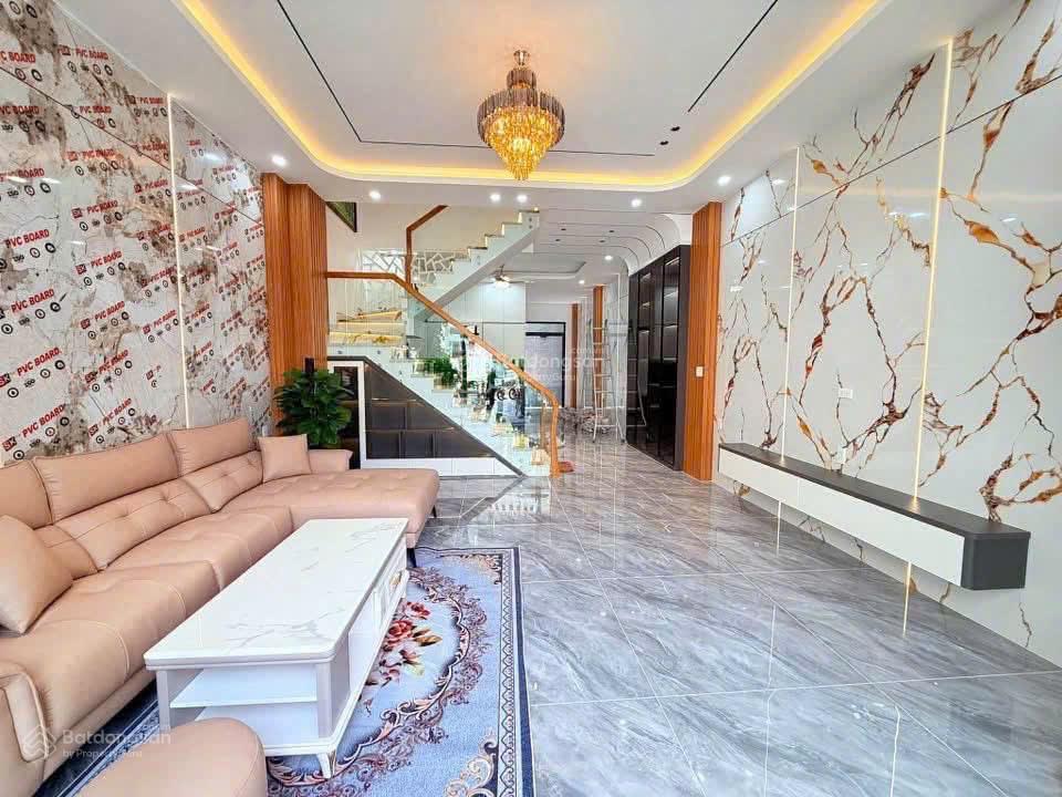 Bán nhà mới đẹp 1 trệt 2 lầu hẻm 40 nguyễn tri phương, 120m, giá 11,9 tỷ