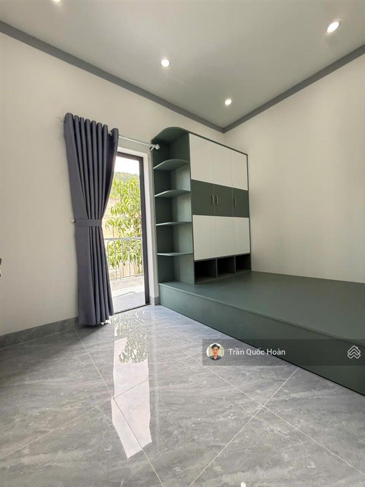 Bán nhà mới 1 trệt 2 lầu hẻm mạc đĩnh chi, 3 phòng ngủ, giá 5,6 tỷ