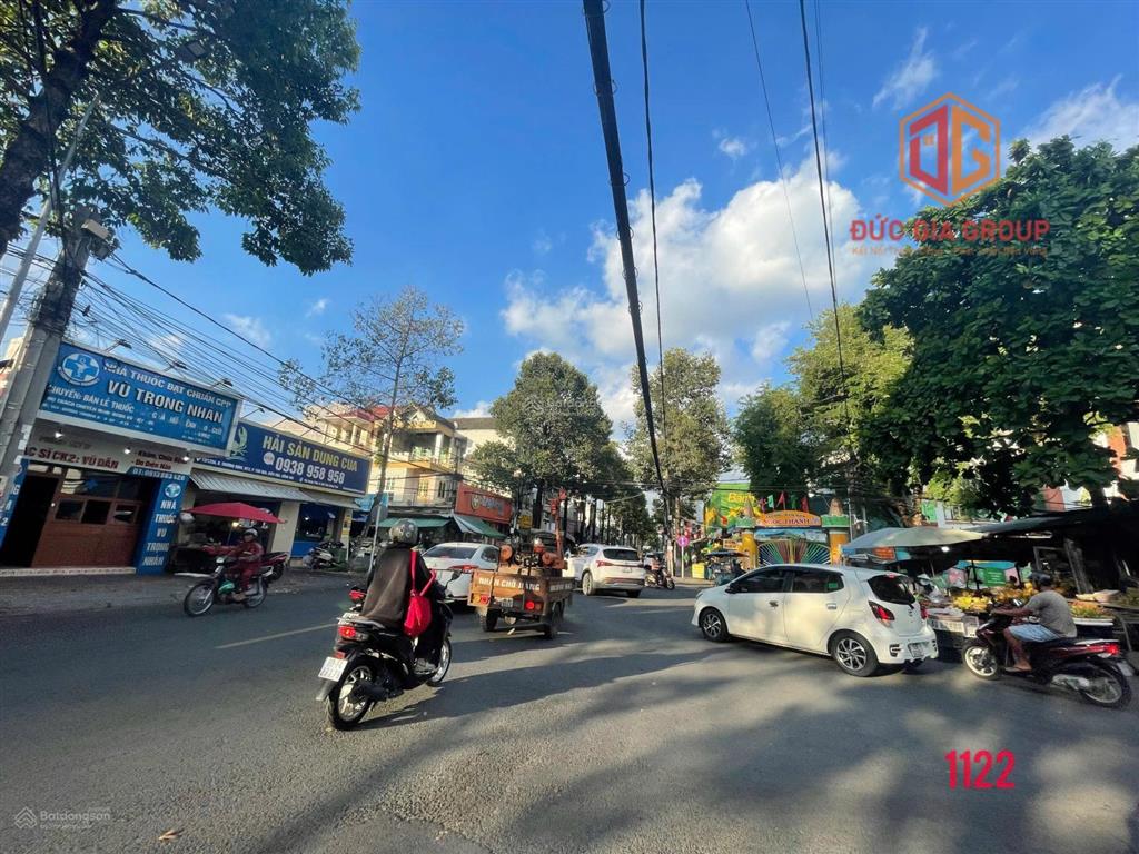 Bán 100m² nhà cấp 4 mặt tiền đường trương định, giá 10,8 tỷ