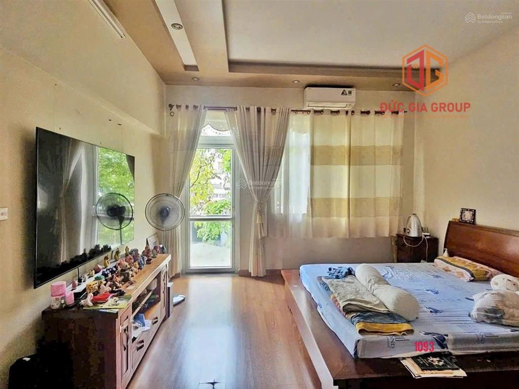 Bán nhà 1 trệt 2 mặt tiền đường nguyễn thành phương  sổ hồng hoàn 122m2 giá 9 tỷ